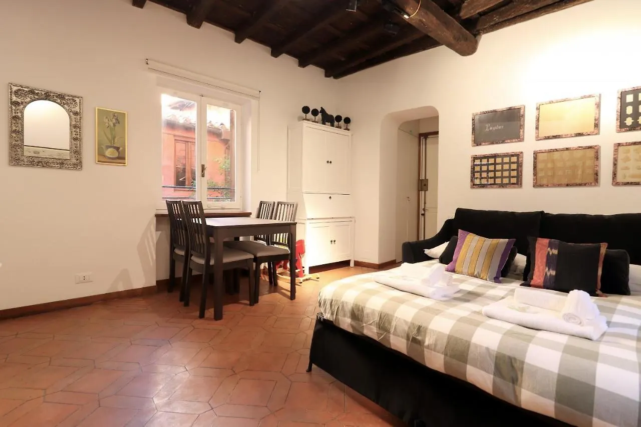 Lovely Navona Apartment Rome Italy