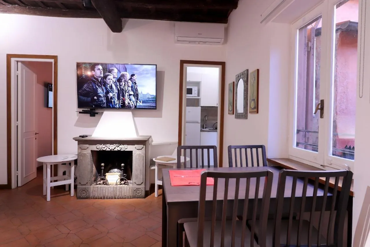 Lovely Navona Apartment Rome Italy