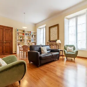 Apartment Termini And Elegant, Rome